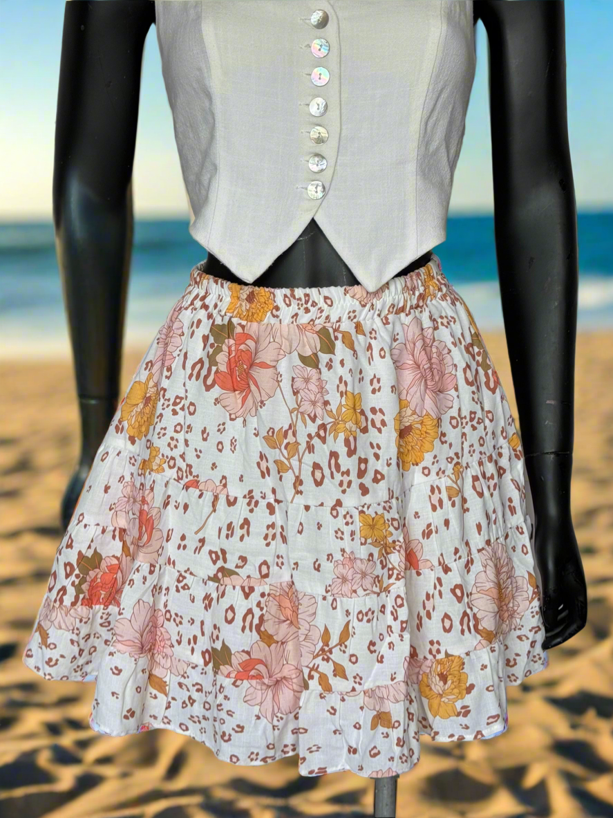 Flarred Mini Skirt with Pockets in Autumn Floral Print