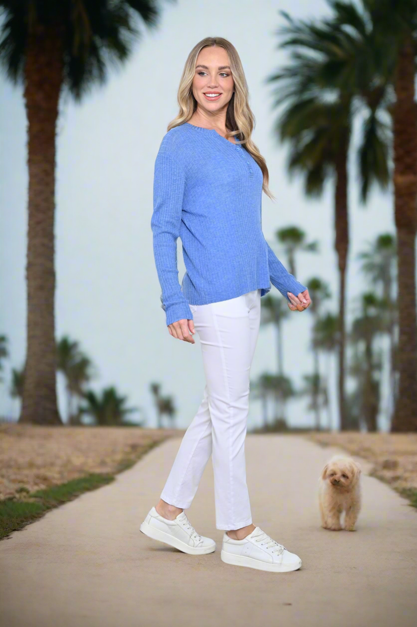 Long Sleeve Knit Top in Light Blue