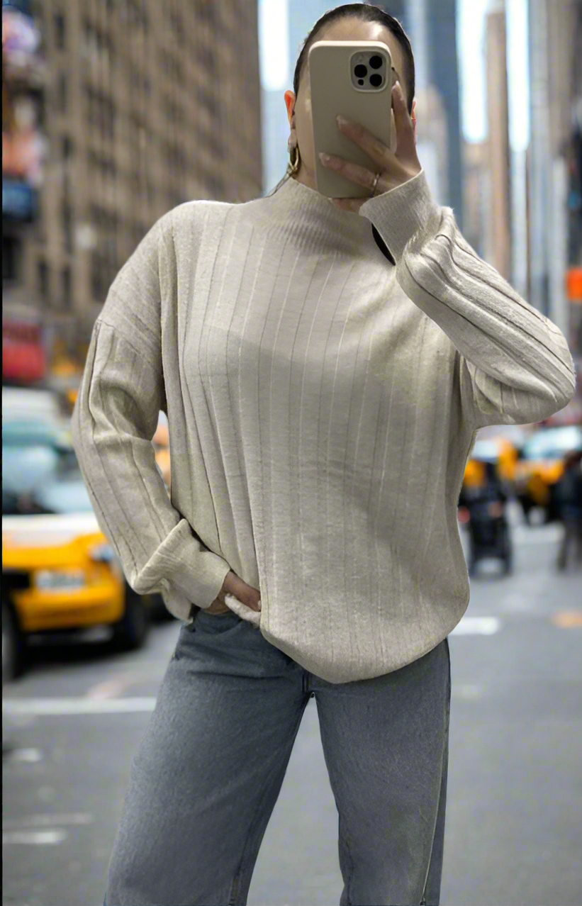 Oversized Light Knit Turtle-Neck Jumper in Beige