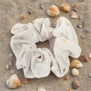 Scrunchie in Gold Star white