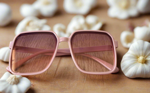 The Modern Aviator Sunglasses in pink