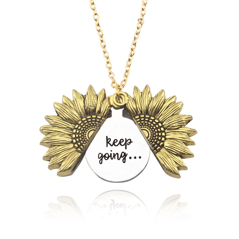 Sunflower Pendant Necklace "Keep Going" in Gold